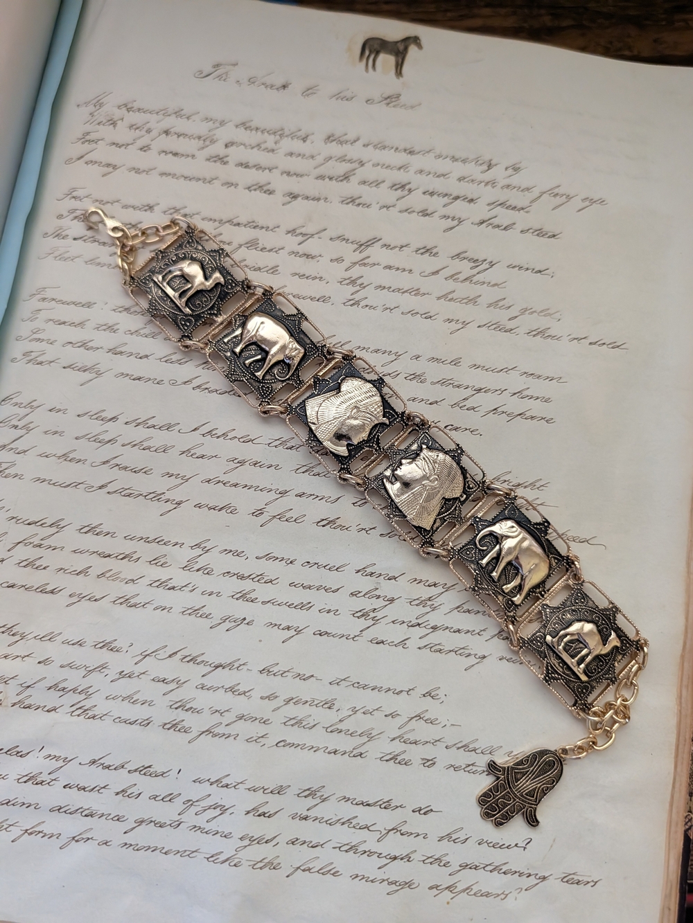 Vintage Egyptian Revival Link Bracelet in Gold-Tone